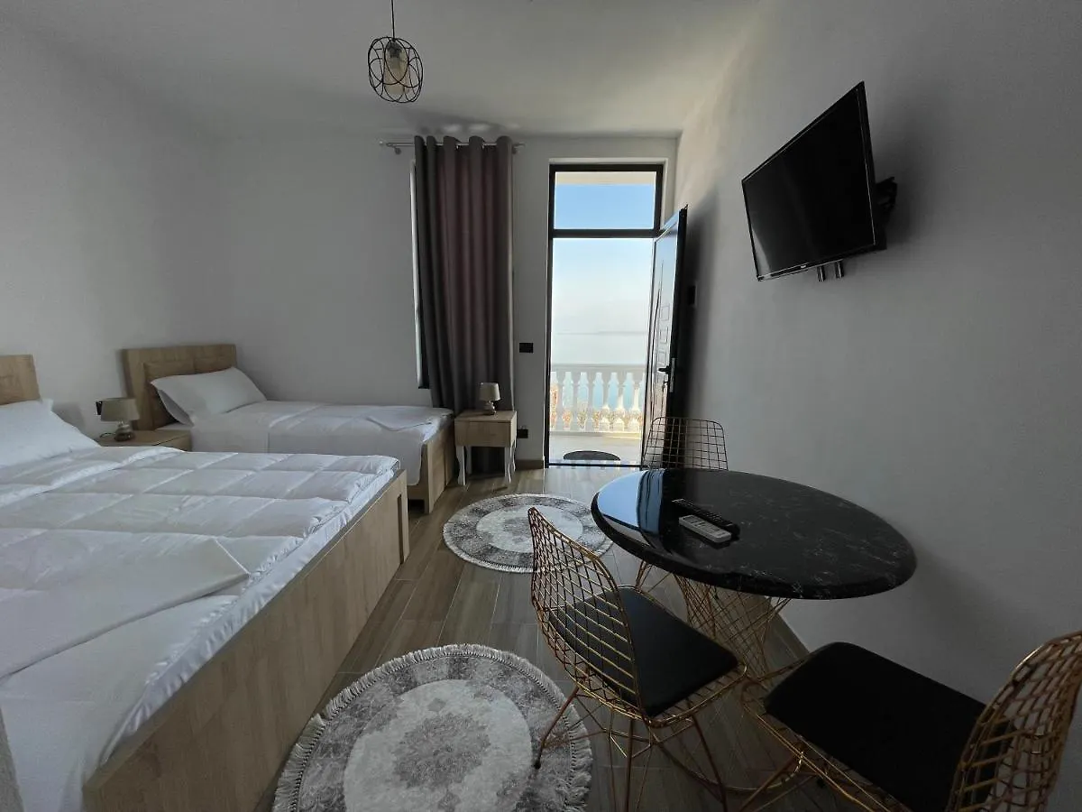 Four Generation Hotel Shiroka Bed & Breakfast