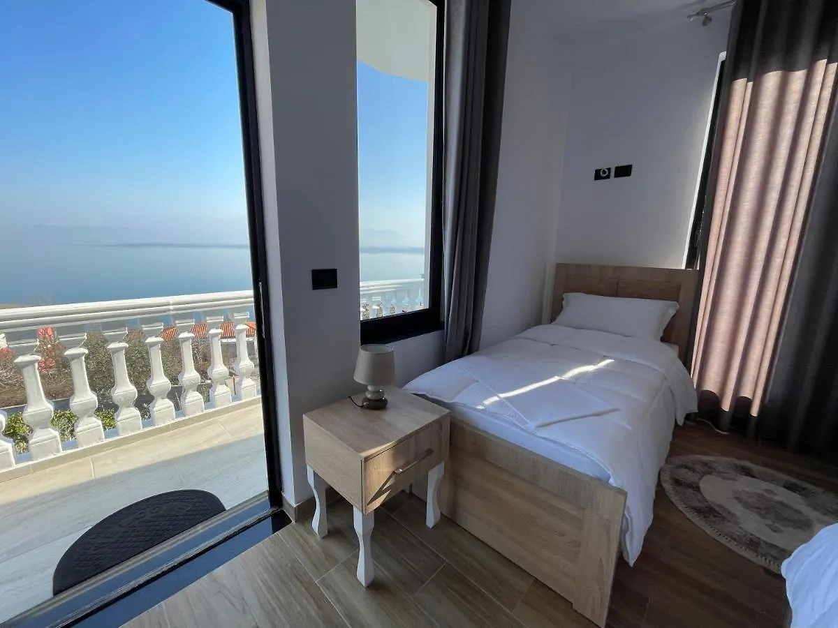 Bed & Breakfast Four Generation Hotel Shiroka Albania
