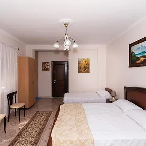 Erla's Apartment Tirana